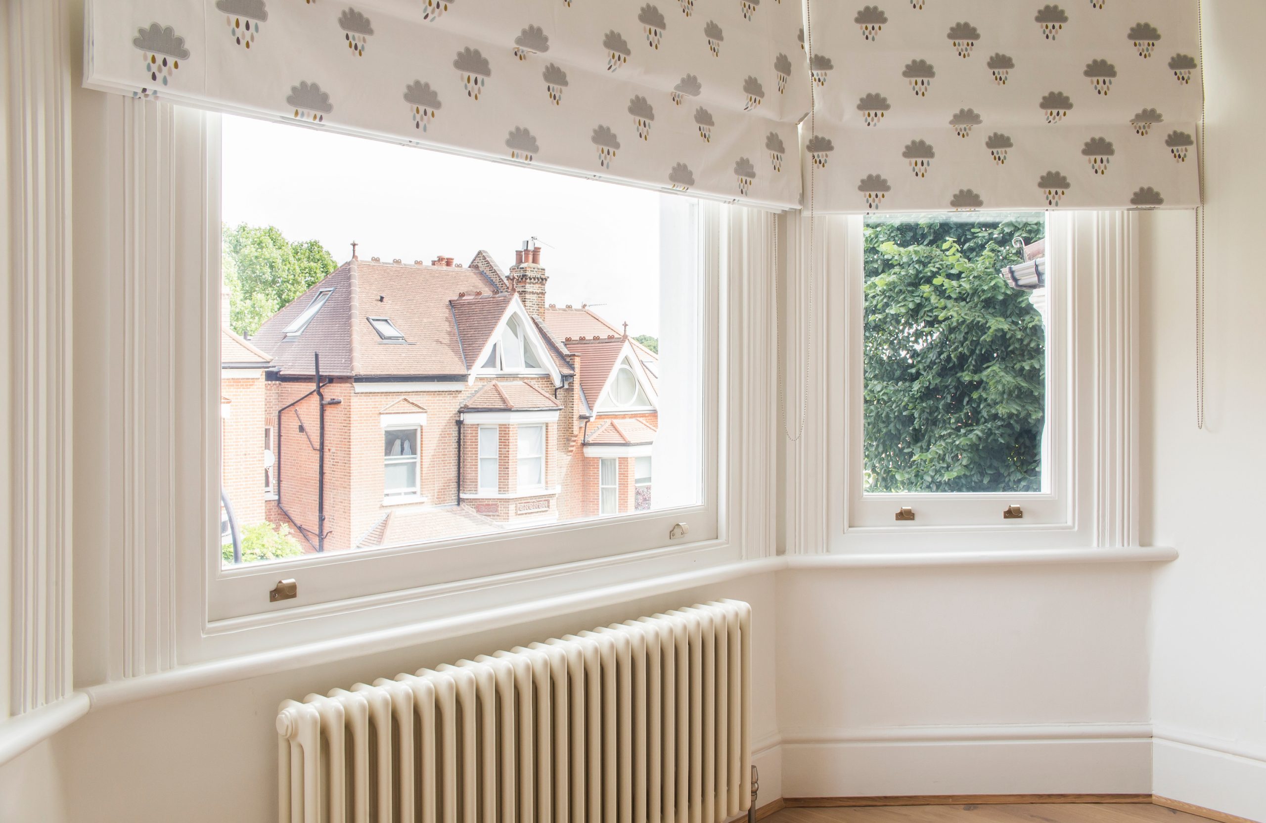 Edwardian Townhouse - bay window kids bedroom radiator and blinds details