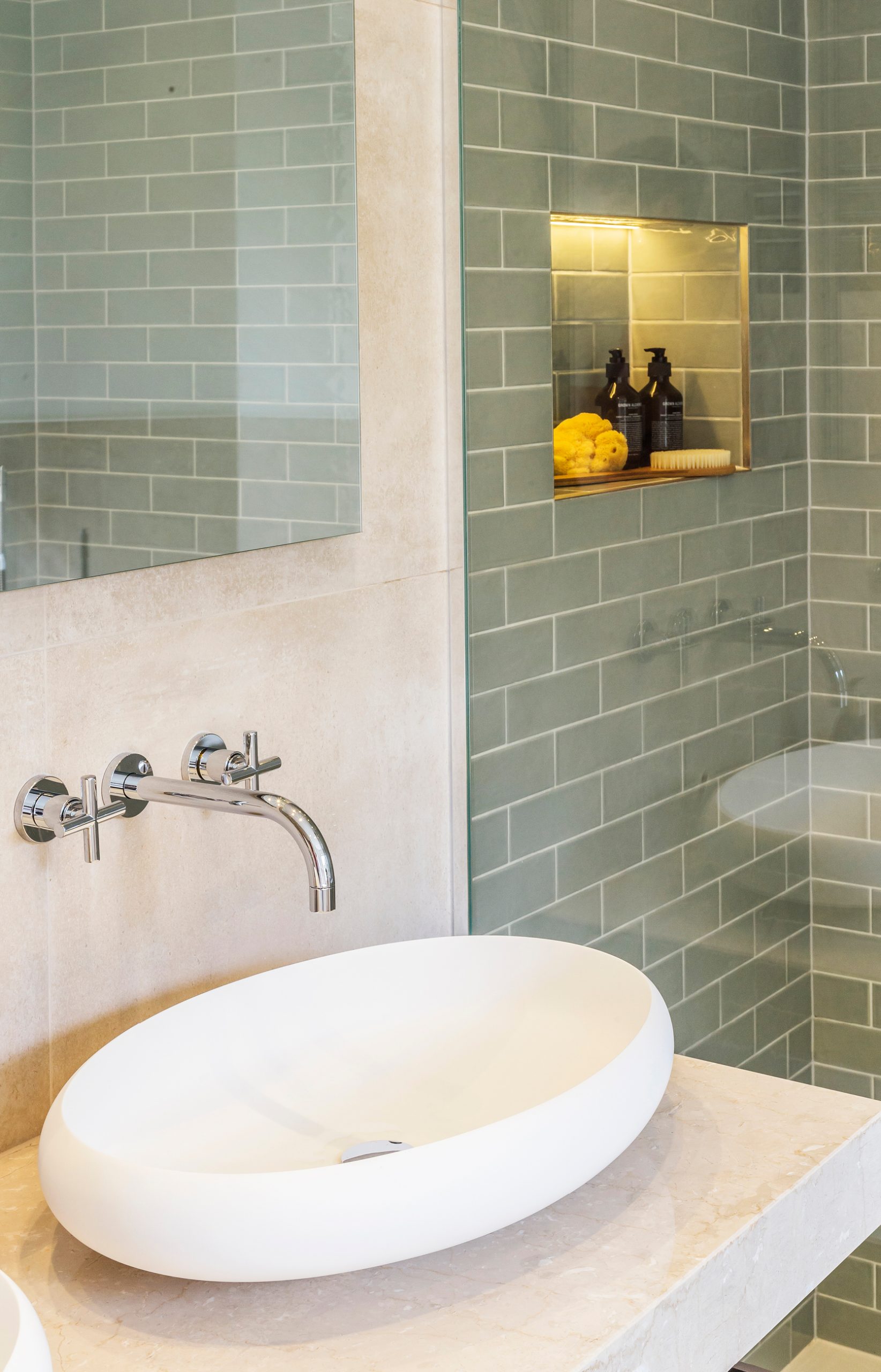 Edwardian Townhouse - master ensuite vanity unit and shower detail