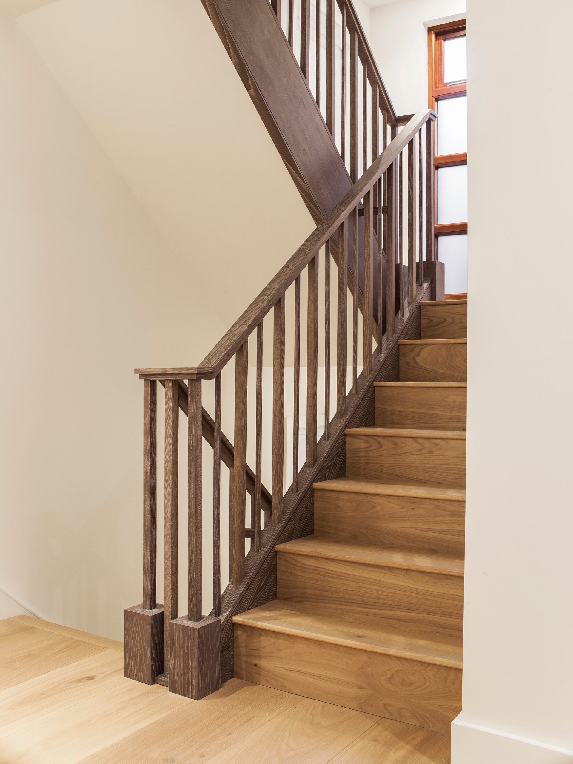 Family Townhouse - 2F - Bespoke Staircase